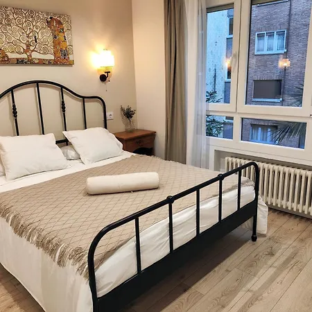 Moderno, Luminoso Y Exterior En Calle Peatonal Διαμέρισμα Οβιέδο